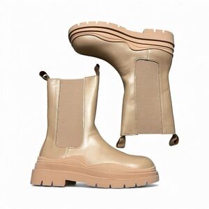 Cape Robbin Platform Chelsea Chunky Lug Sole Boots Beige Women's 11 Chic Casual